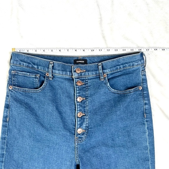 Express Super High Rise Mom Jean 5 Button Fly 
Medium Wash Denim Size 14 - Picture 6 of 16
